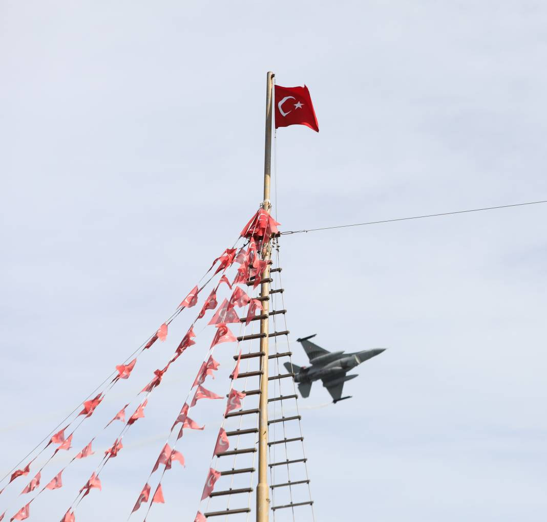 SOLOTÜRK Samsun semalarında - Resim: 6